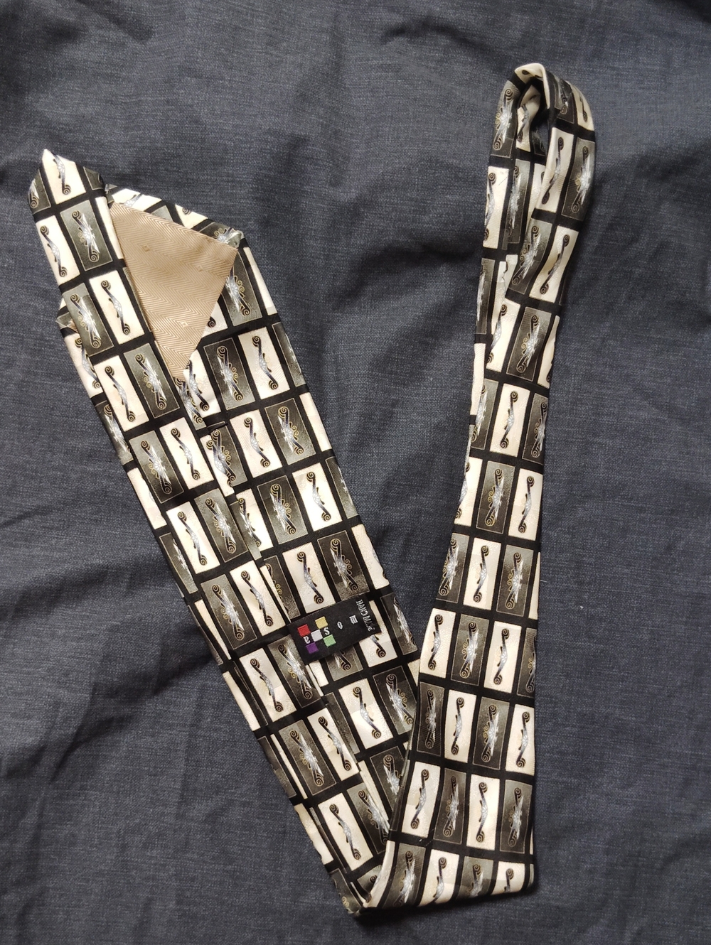 Silk Black and Cream Patterned Men's Tie